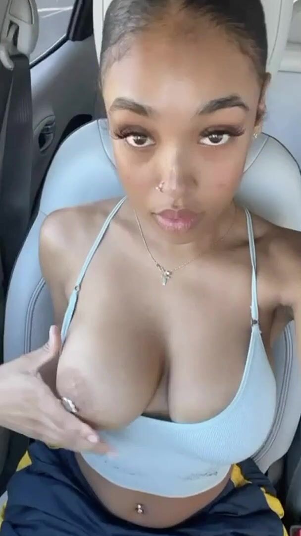 Titty Drop Sexy Ebony Joyride Reveal Porn HD Mp4 0 23