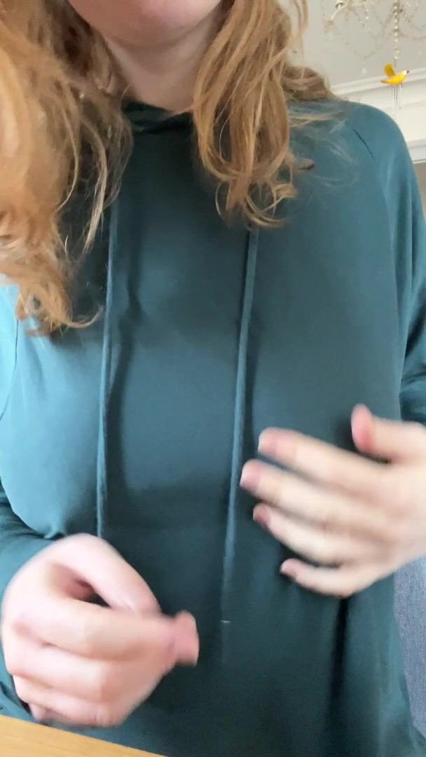 Here to deliver your daily dose of busty redhead and titty drop!