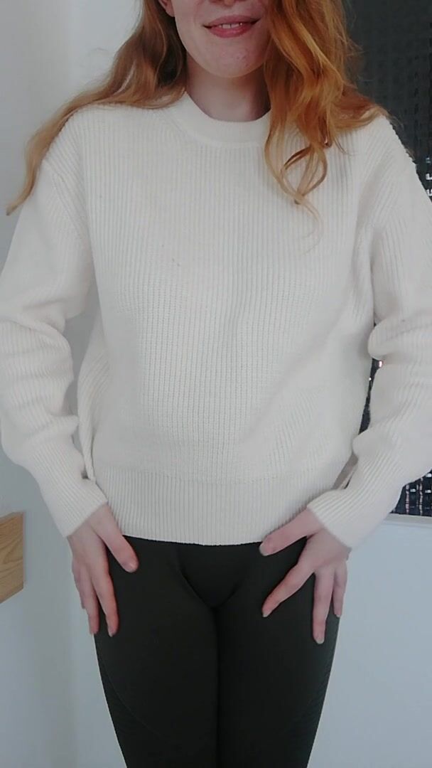 Please ignore the very unflattering angle and focus on my DDD's ????
