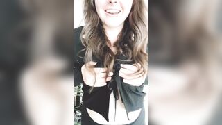 Titty Drop: I’m looking for someone to kiss when the ball drops. ???? #2