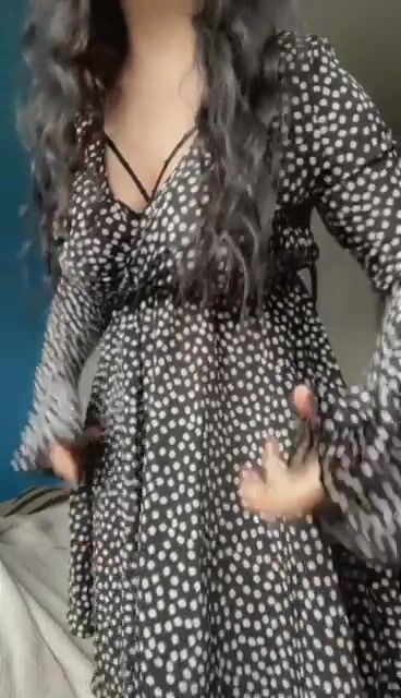 How does my tits… I mean my dress look like for our first date?