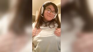 Titty Drop: chub nerdy gamer girl titty #2