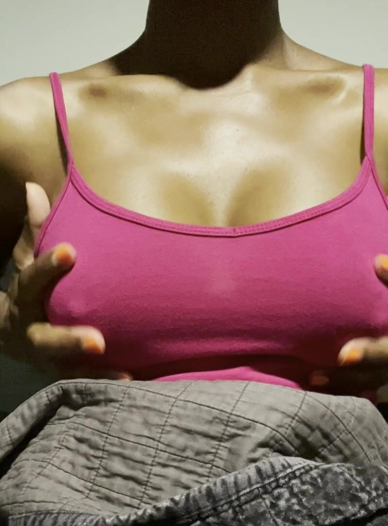 I want my titties sucked so bad!