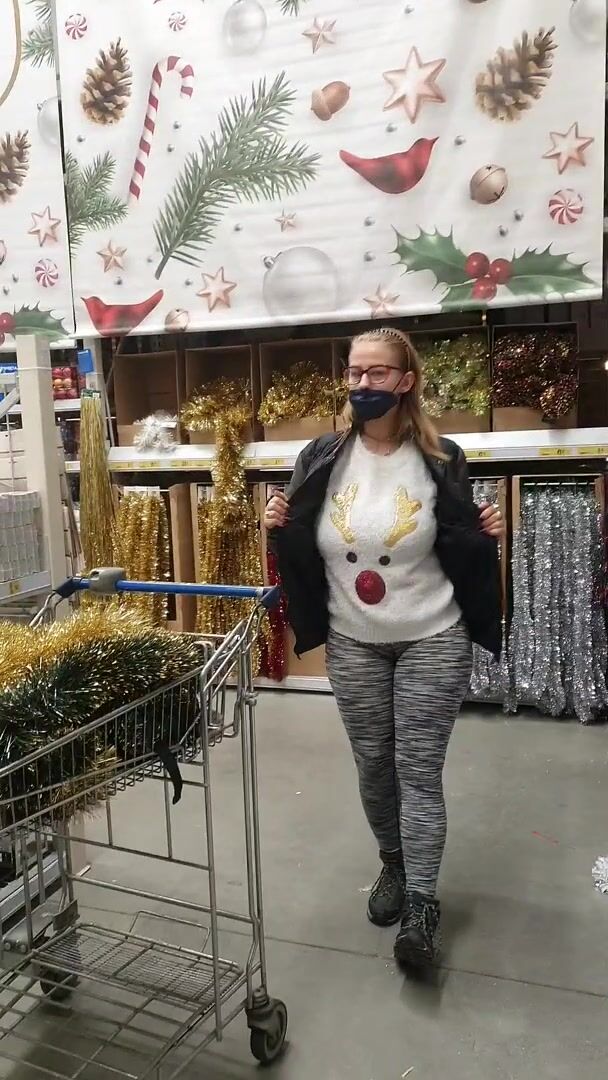 Quick titty action while Christmas shopping