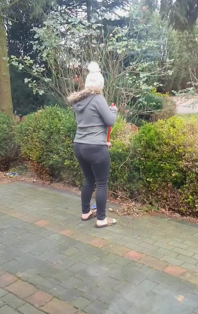My breasts are bouncing like crazy while sweeping the yard
