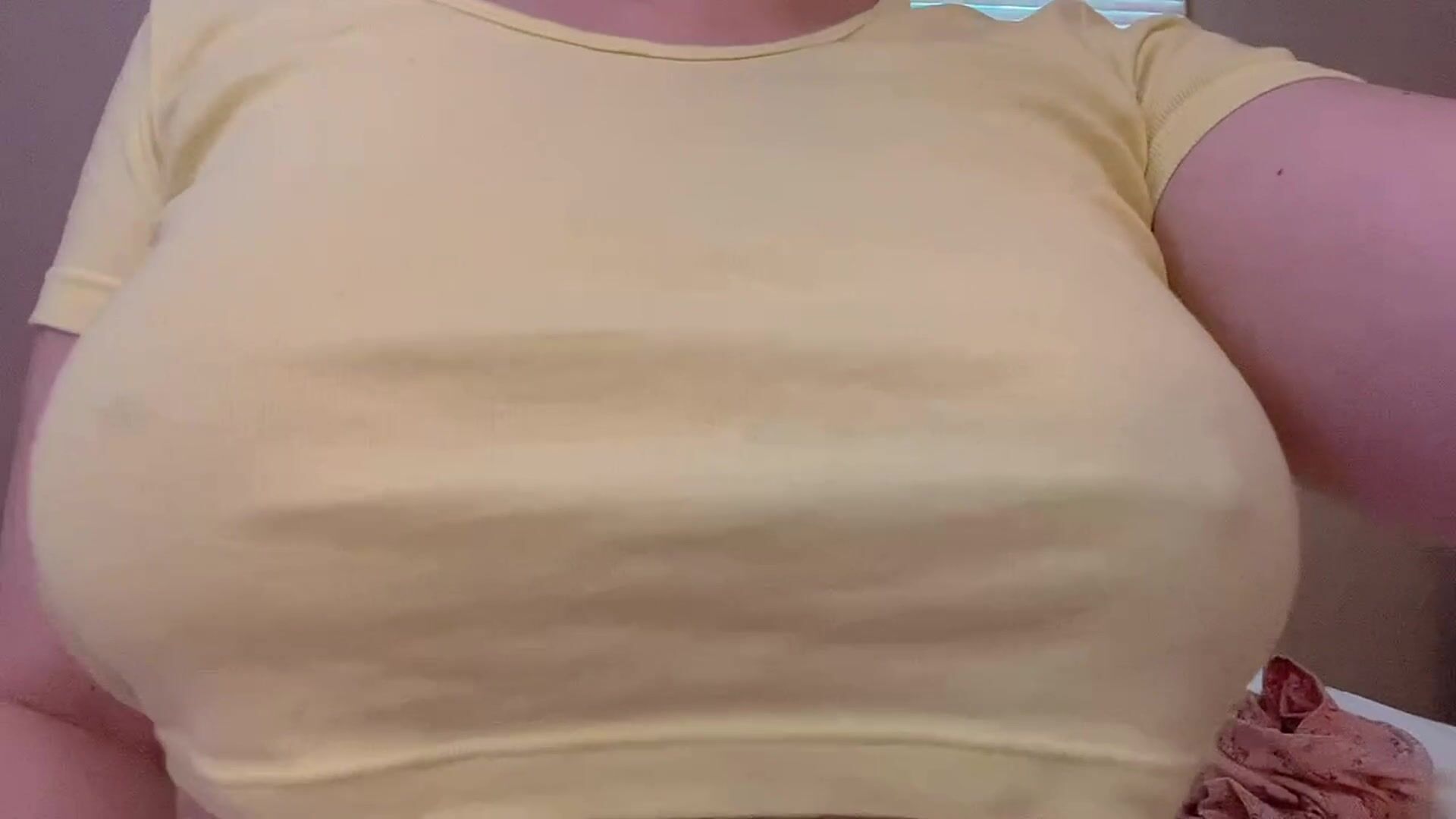 Happy father’s day to all the hot dad that like natural tits