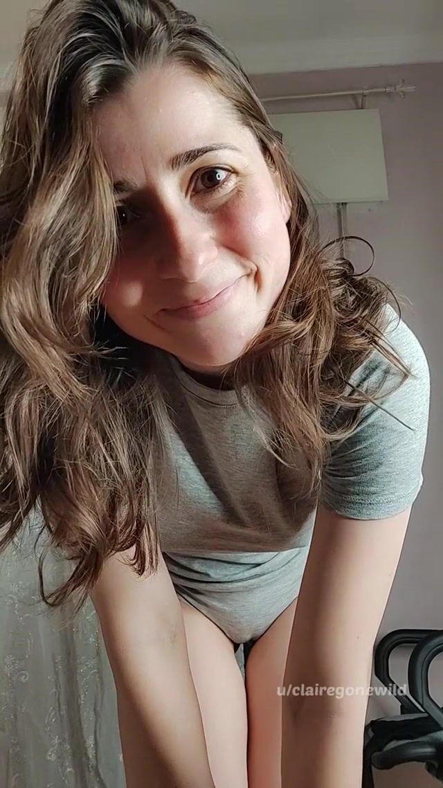 Dropping my 34B to proof small boobs can be a lot of fun too! :)