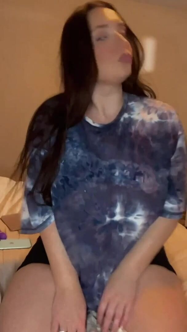 I can’t sleep so I did a titty drop for you