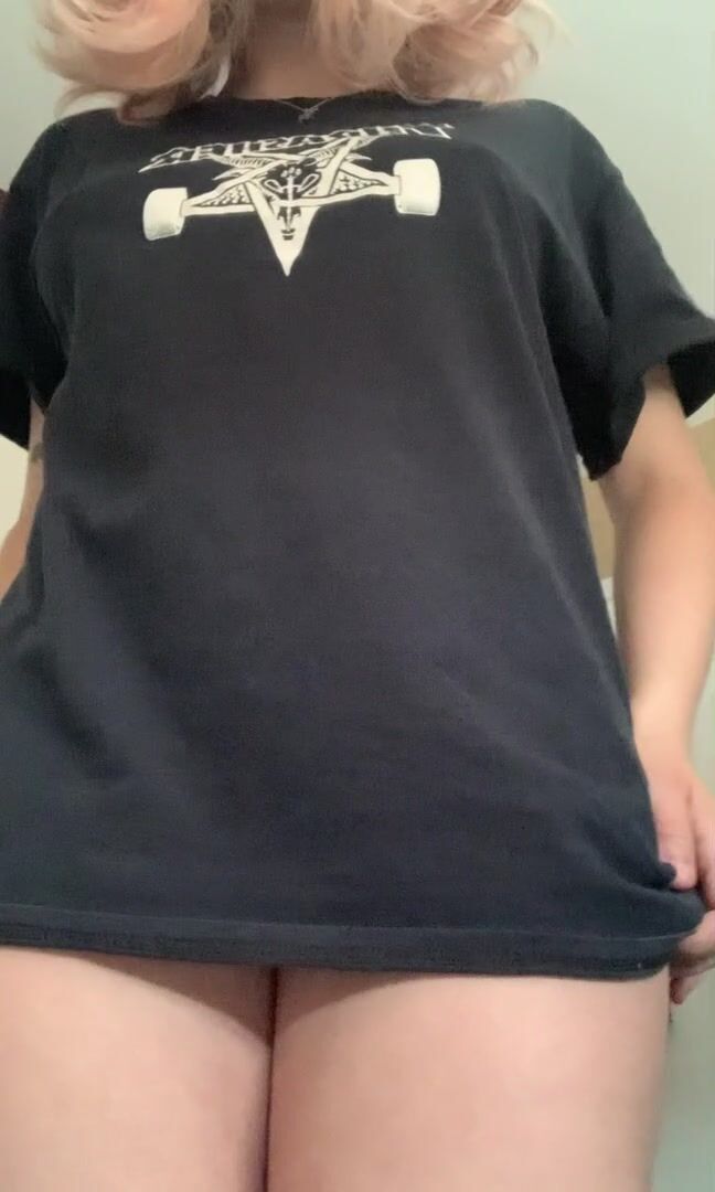 Dropping my homegrown tits for you ♥️ 18