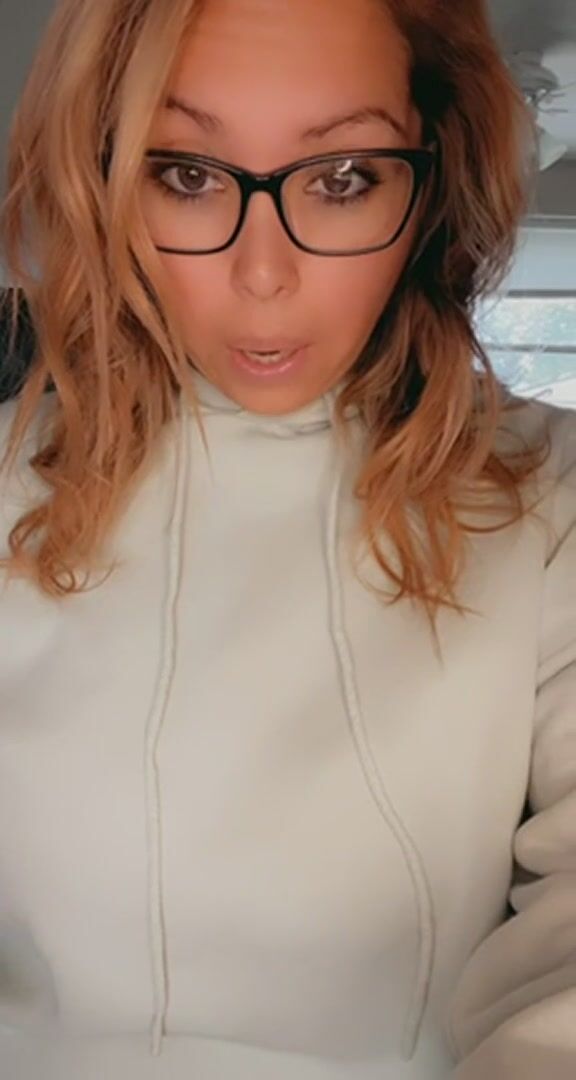 Love hoodie weather ????