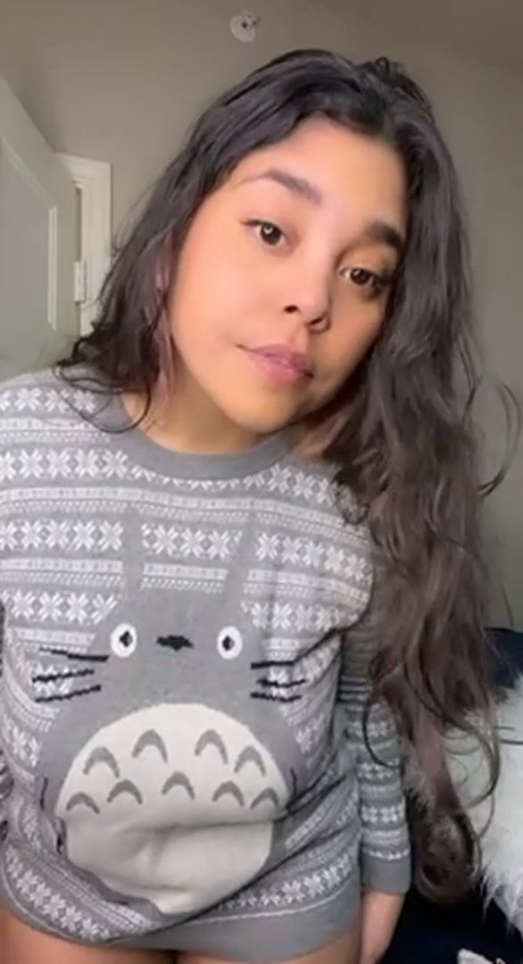 In case you have never seen natural Venezuelan boobs before ♥️ (Reveal)