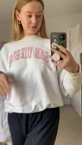 This is more of a titty fall, it’s hard to do this with one hand ????