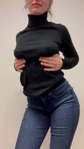 I took this in an empty classroom when I was horny at school