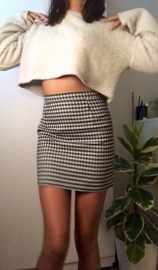 whatsapp is down so look at my titty drop instead :p