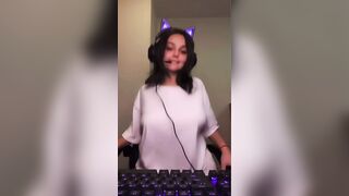 Titty Drop: when i get too horny between streams (reveal) #4