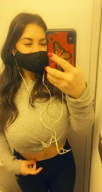 I got to do my favorite thing today... Flash my giant tits in the airplane bathroom for you!! With bonus ass