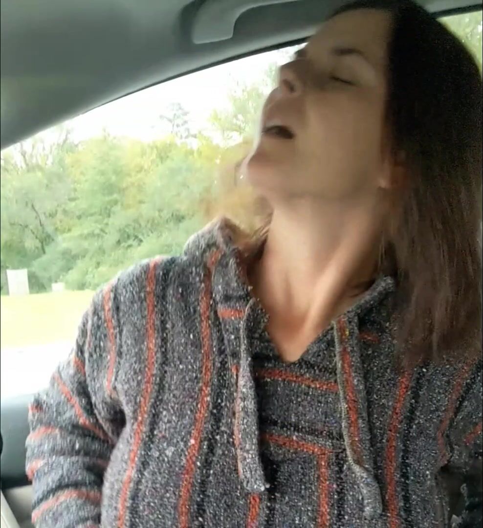 Just got in the car and you want to see some boobs?? Well, sure babe