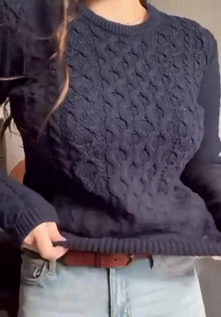 Big Natural Titty Drop Teen in Public