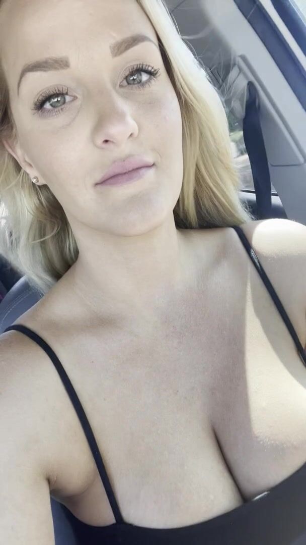 Multitasking at its finest don’t you think! What would you do if I flashed you