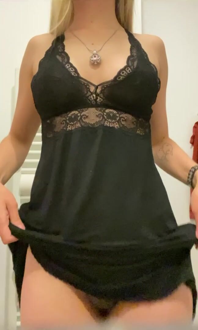 It’s been so long since I’ve done a titty drop, I hope I still got it ????
