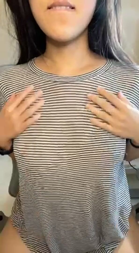 Who here likes sucking titties?