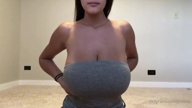 Big Tittie Reveal :)