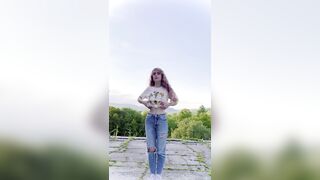 Mountain top titty drop ⛰