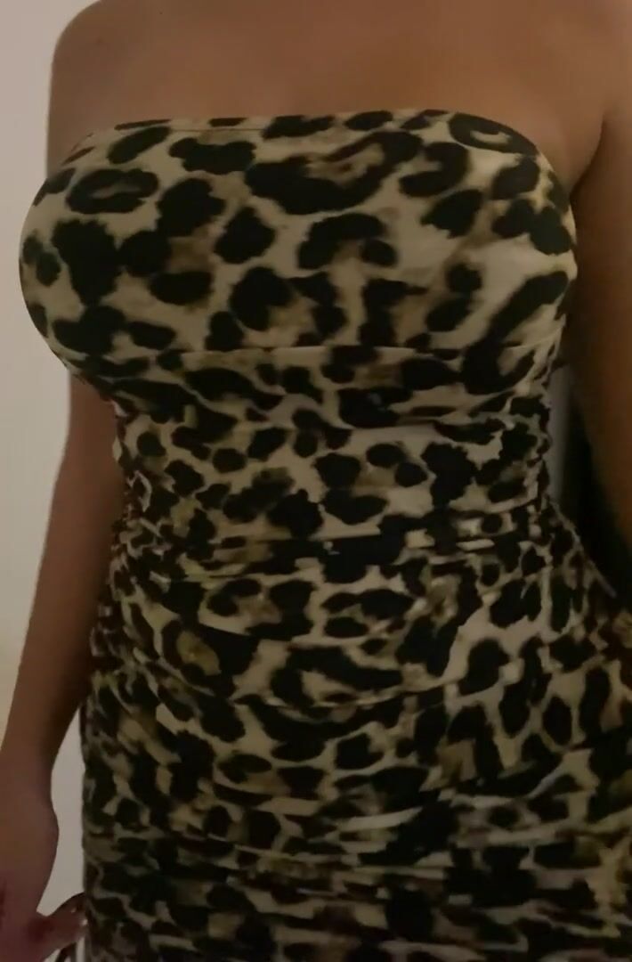 I want to fuck one lucky redditor tonight, apply in cmments :)