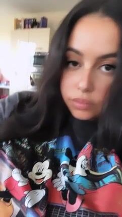 Ever saw an Arab girl revealing her massive tits for you? Well I guess it’s your lucky day then
