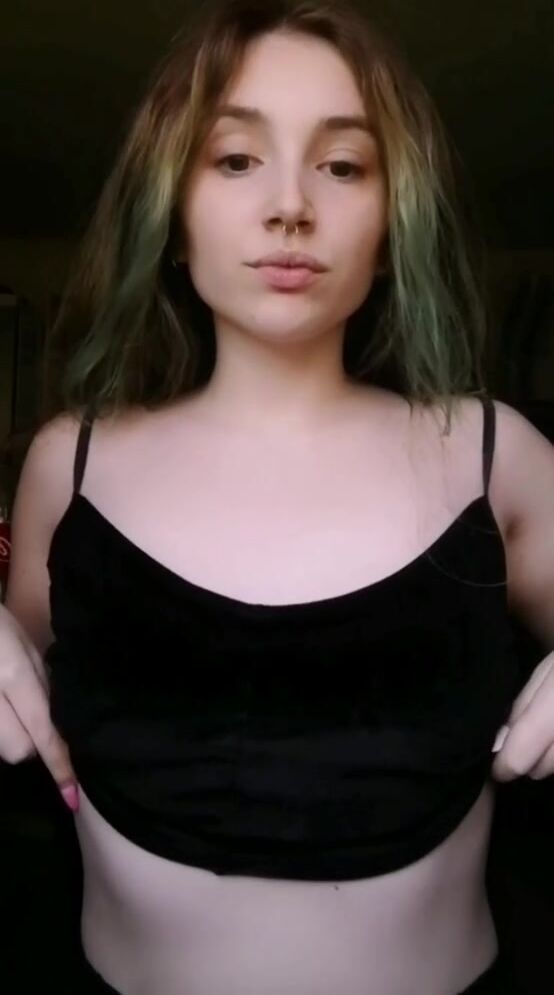 Can small tits get some love too?