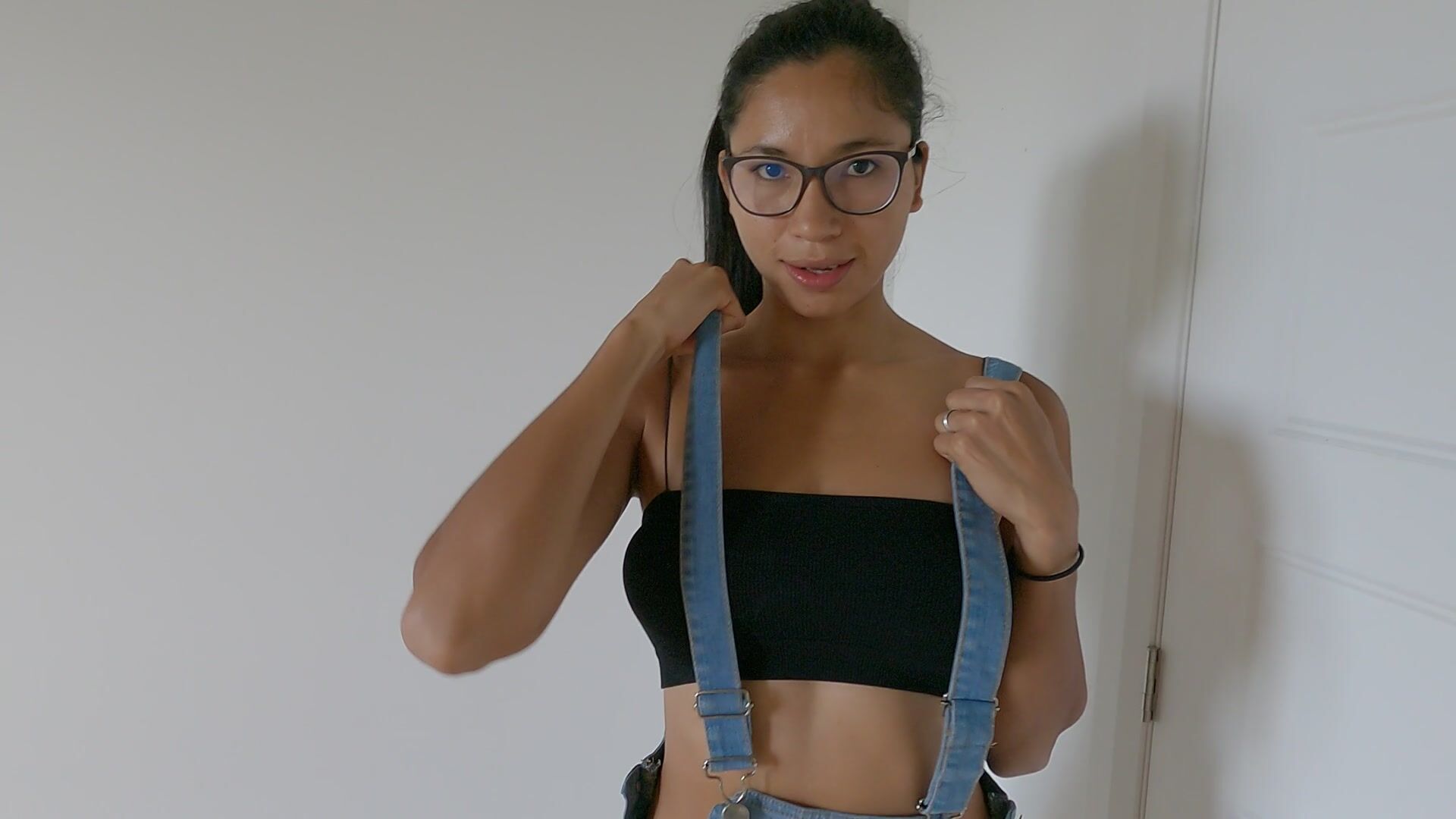 I bet you've never seen a titty "drop" from a girl from the Amazon jungle