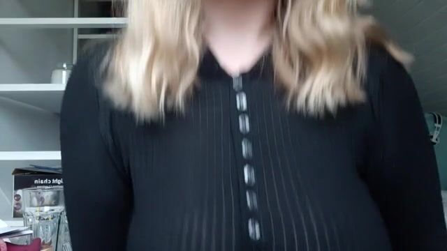 How's your weekend been? I got this new shirt, it's really good for drops