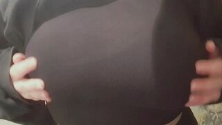 Titty Drop: Sports bra means an easy reveal #3