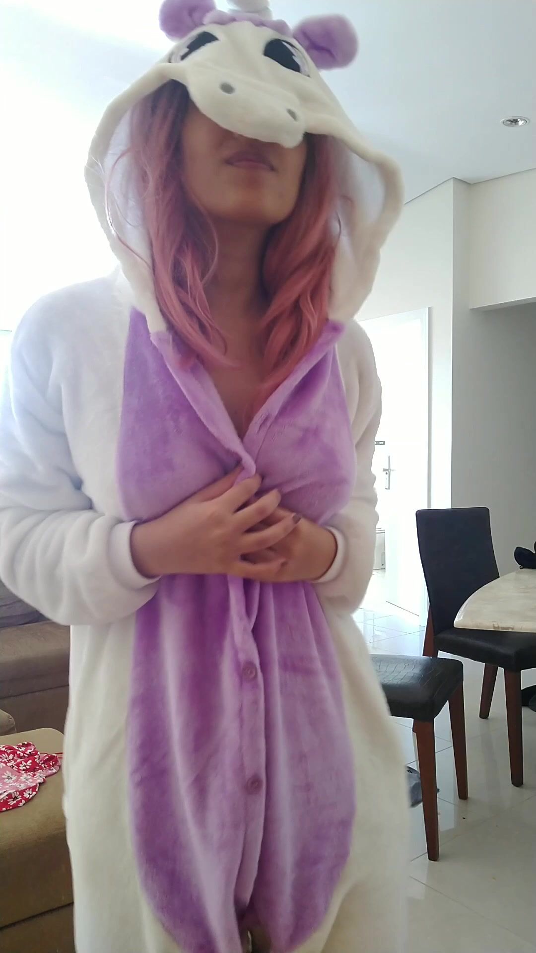 Going to a pijama's party, hope they like my outifit