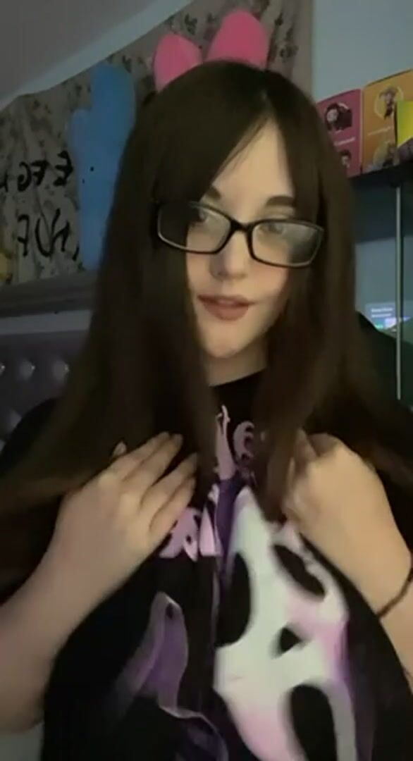 Spooky ghostface titty
