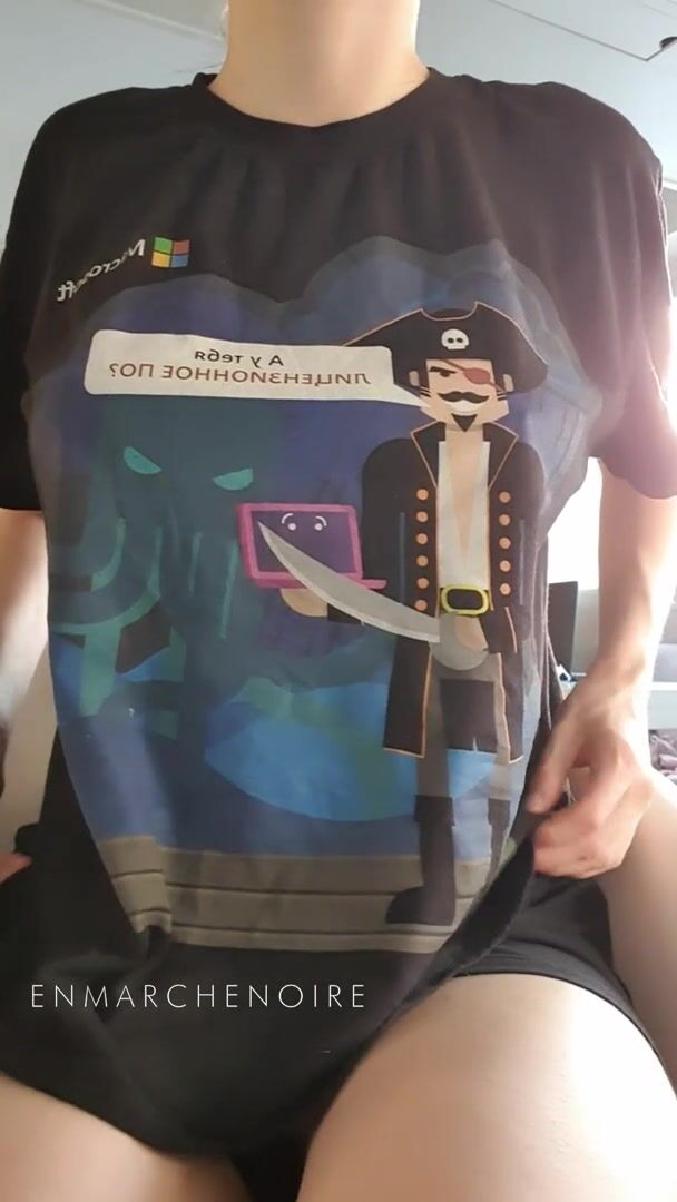 Former Microsoft employee, now porn actress ????????