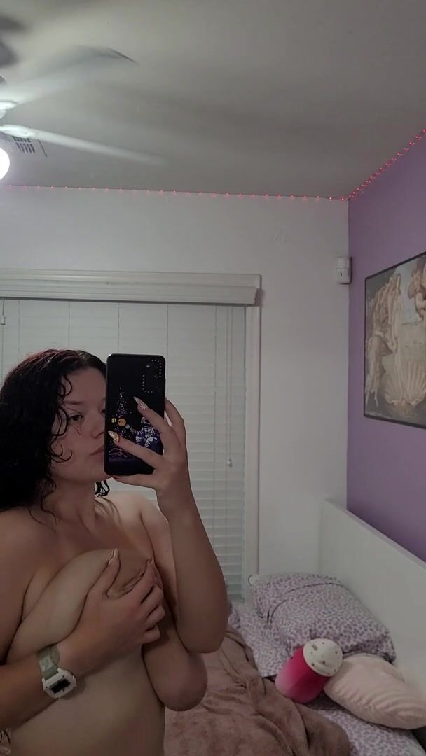 Curly Hair titty drop