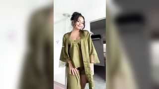 spin reveal in & out my beautiful lingerie