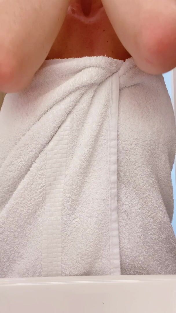 The towel will reveal all
