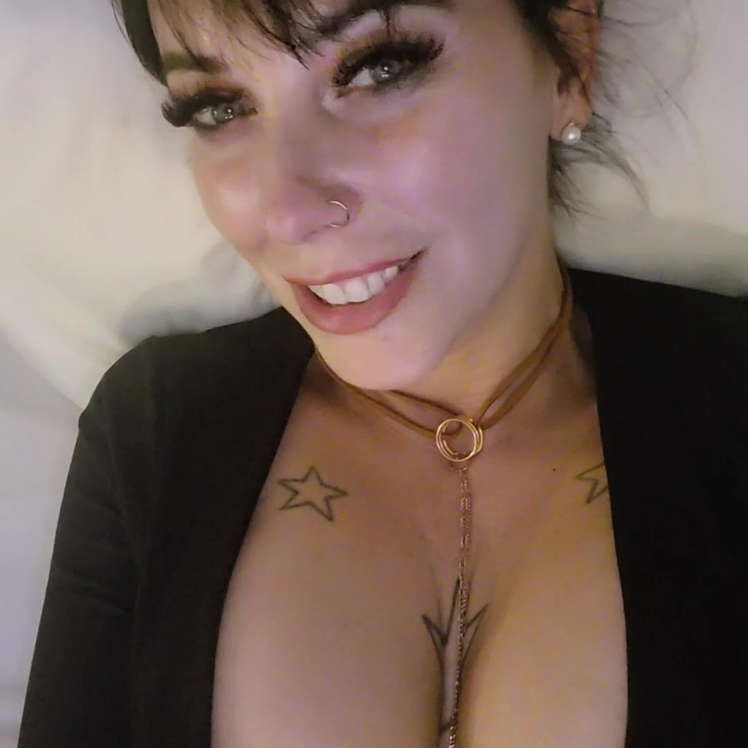 Mom of 2. Could I still catch your attention?