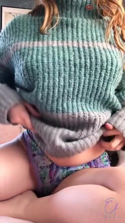 See what’s under my sweater !  [double drop]