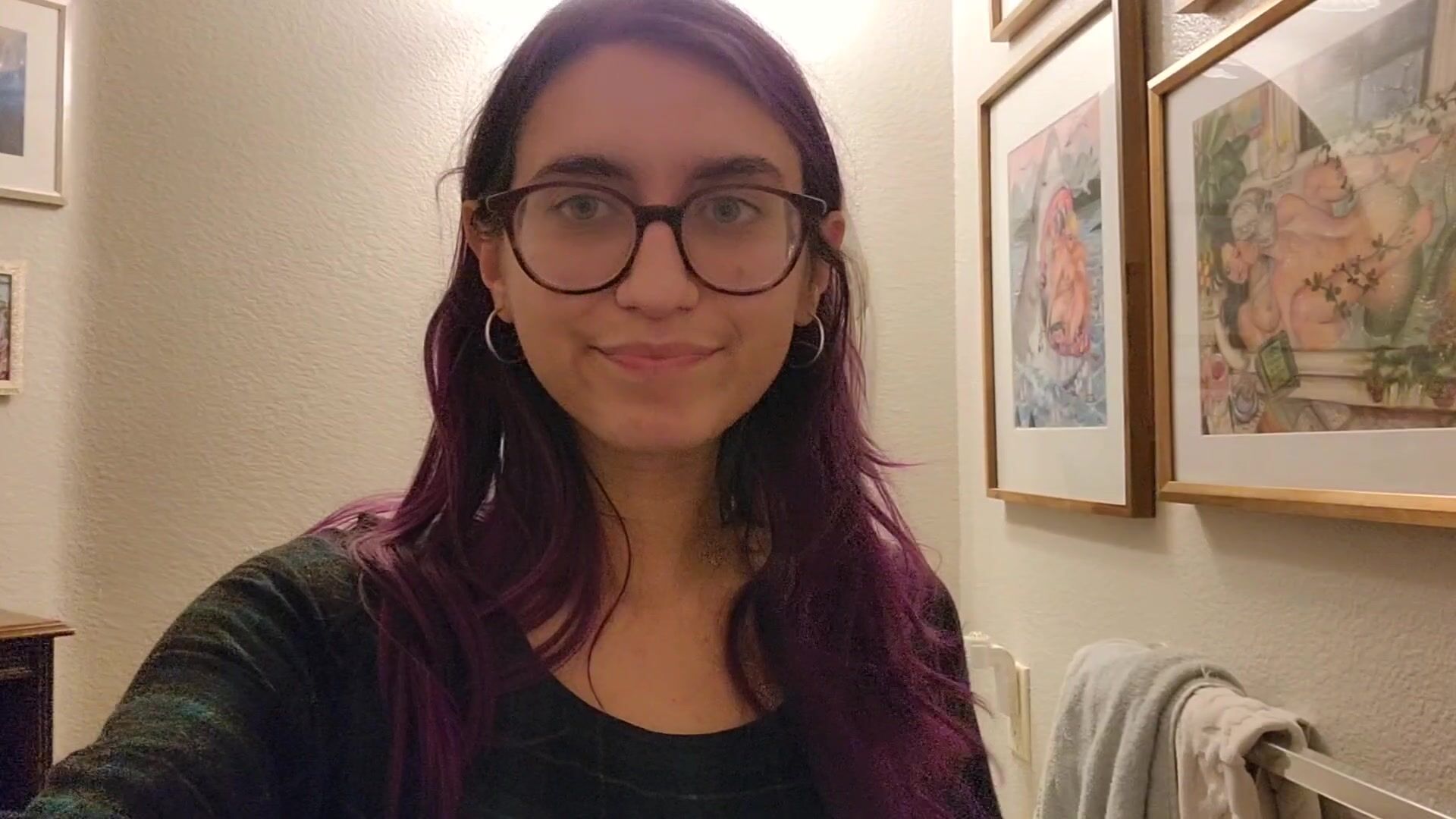 Sorry not sorry for this awkward titty reveal