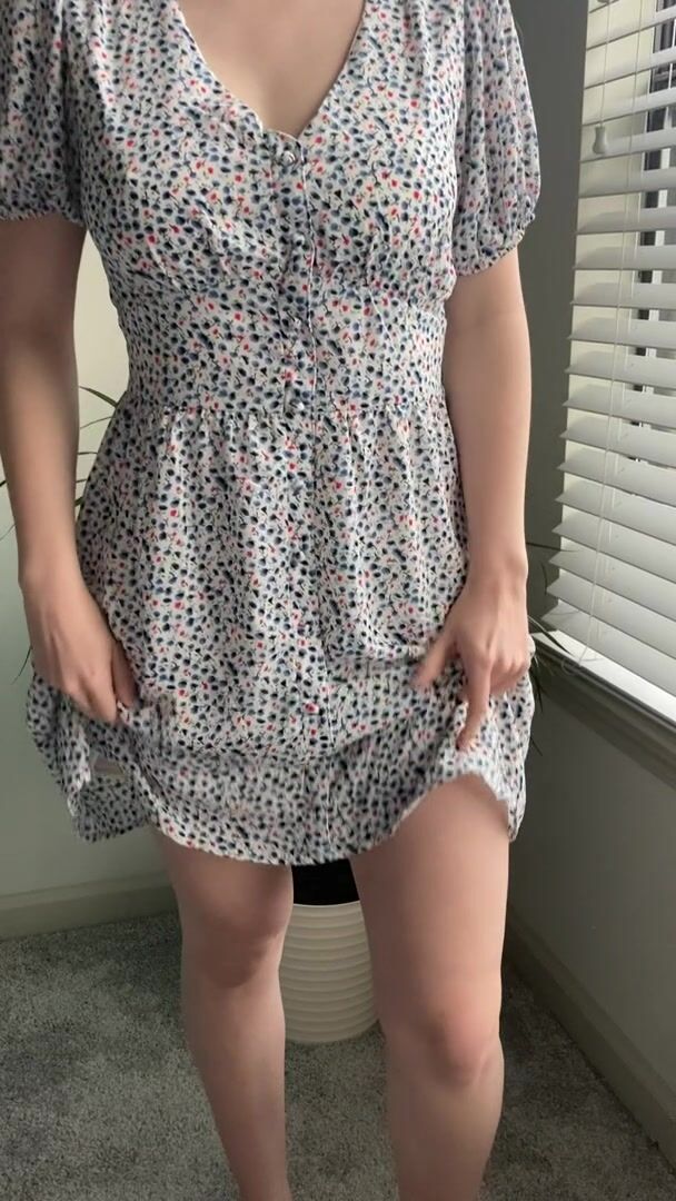 A tease and then finally a drop out of one of my favorite sundresses, hope it makes your monday better :)