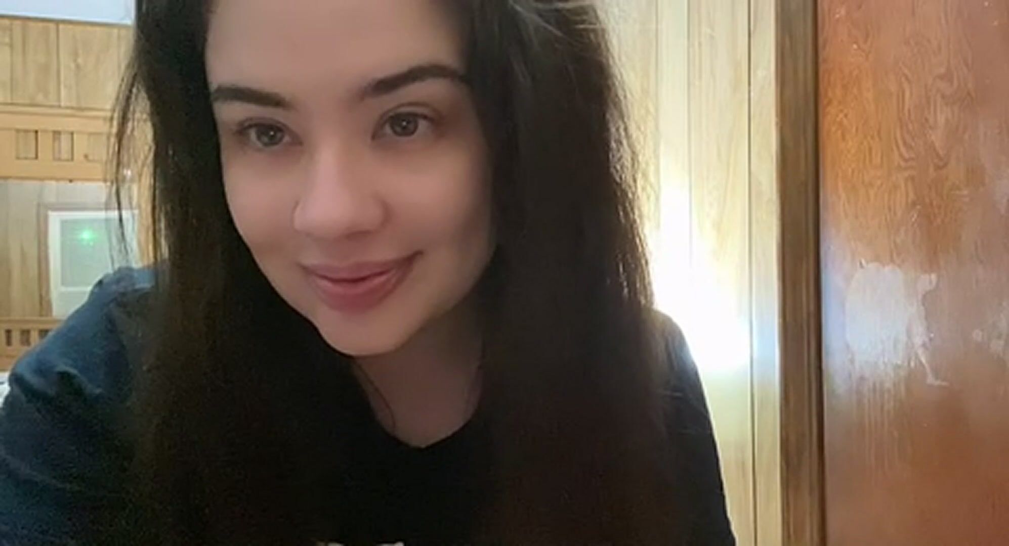 No better feeling than getting home, letting your hair down, and taking your tits out for men online