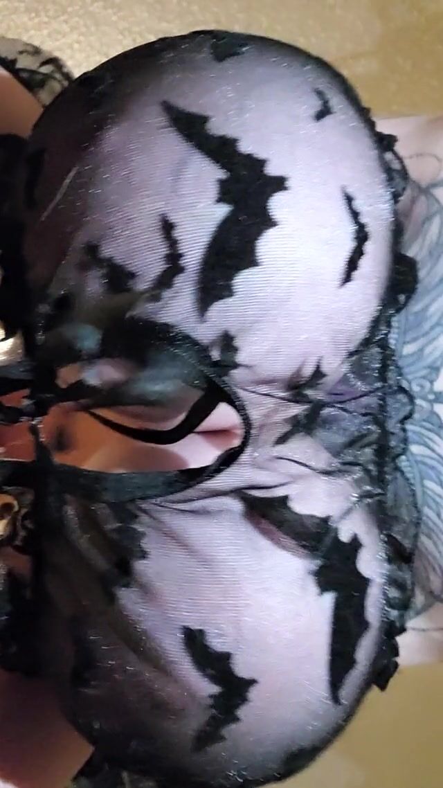 My firsy titty drop, and it is huge