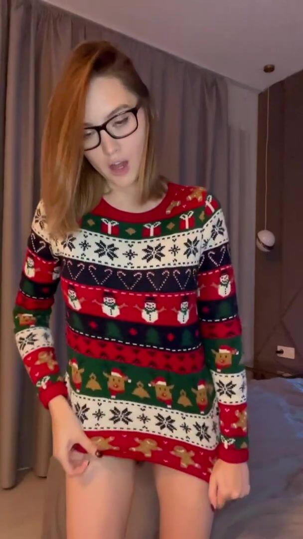 I just wanna show my boobs