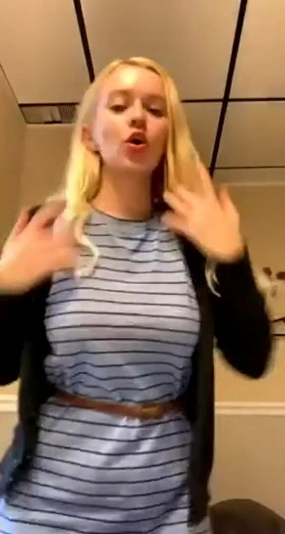The most Perfect Titty Reveal