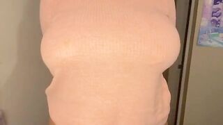 Bouncy bouncy boobies