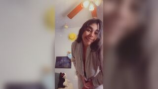 Would you join me in the shower If I asked nicely?