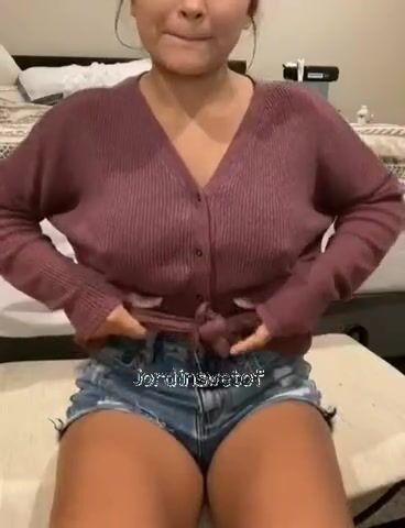 Bras dont seem to fit me so i just stopped wearing them. Here's proof